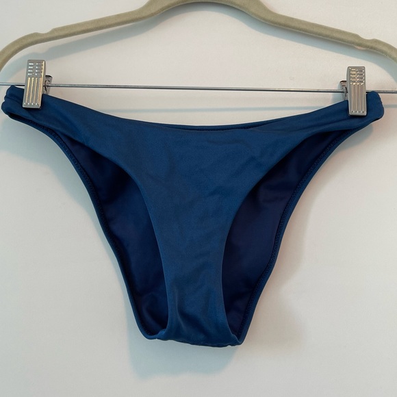 SEA SALT SWIN | SHIMMER NAVY BIKINI HIGH LEG BOTTOMS - Picture 2 of 12